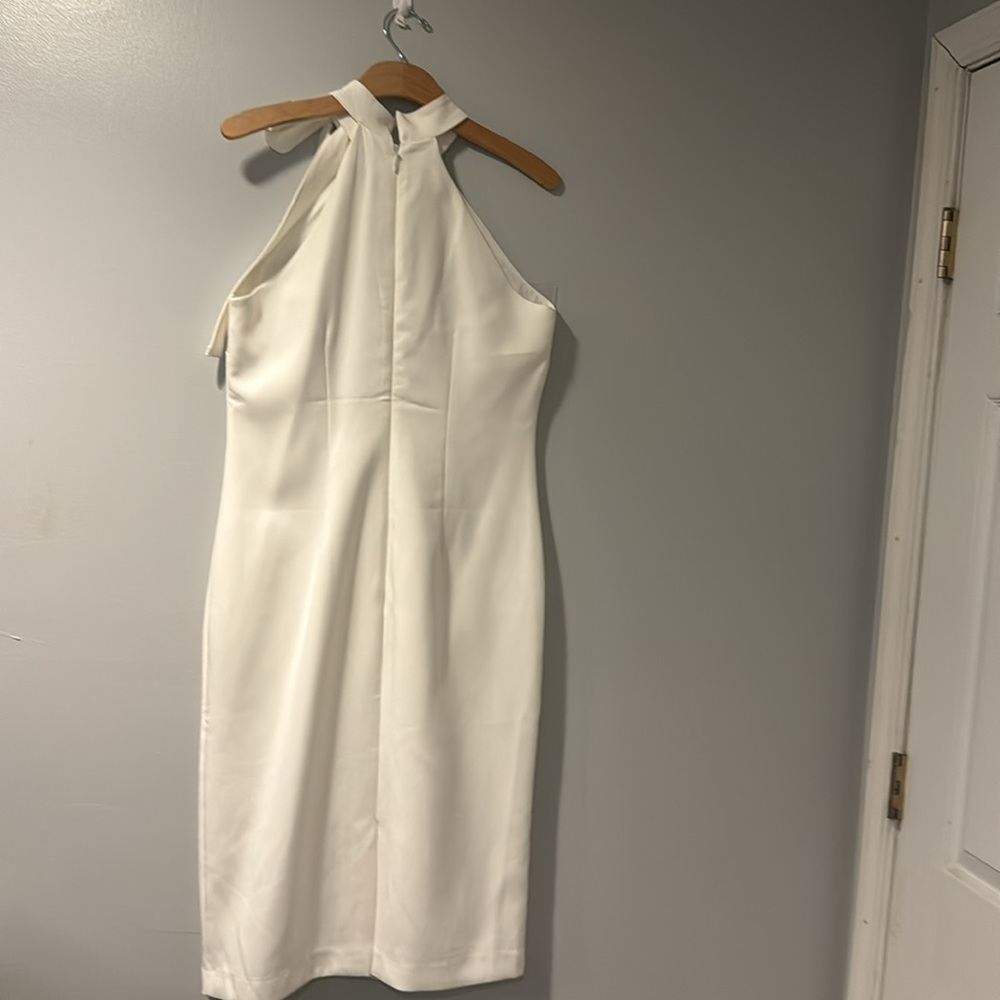Size 8 - Picture 2 of 2